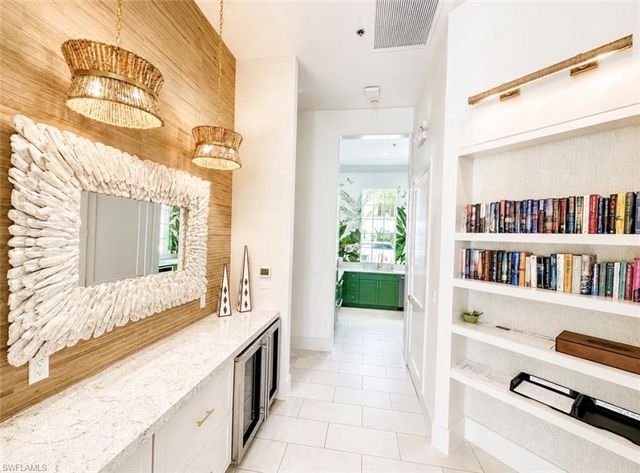 173 Colonade CIR 1401, Naples, FL 34103