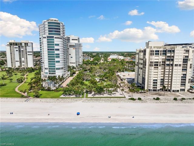 173 Colonade CIR 1401, Naples, FL 34103