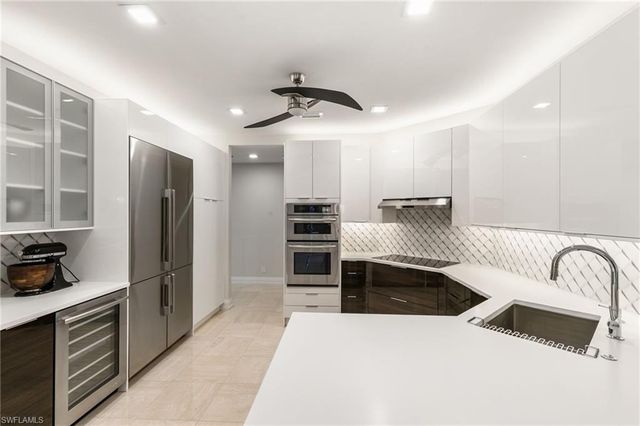 173 Colonade CIR 1401, Naples, FL 34103