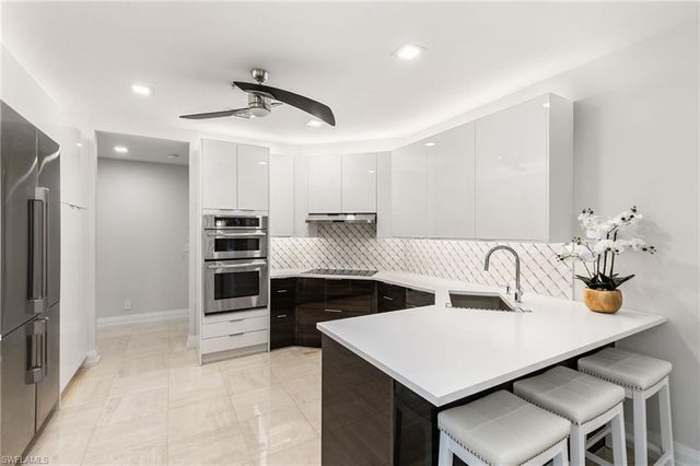 173 Colonade CIR 1401, Naples, FL 34103