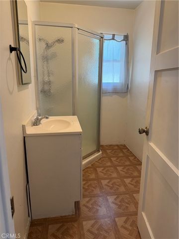 323 Elm, Inglewood, CA 90301
