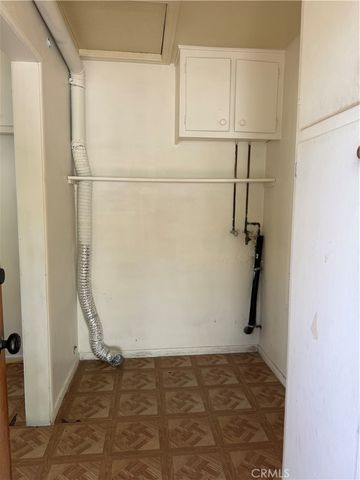 323 Elm, Inglewood, CA 90301