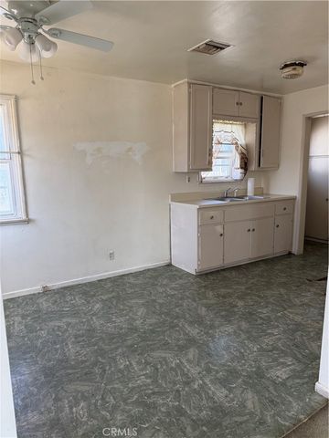 323 Elm, Inglewood, CA 90301