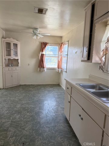 323 Elm, Inglewood, CA 90301