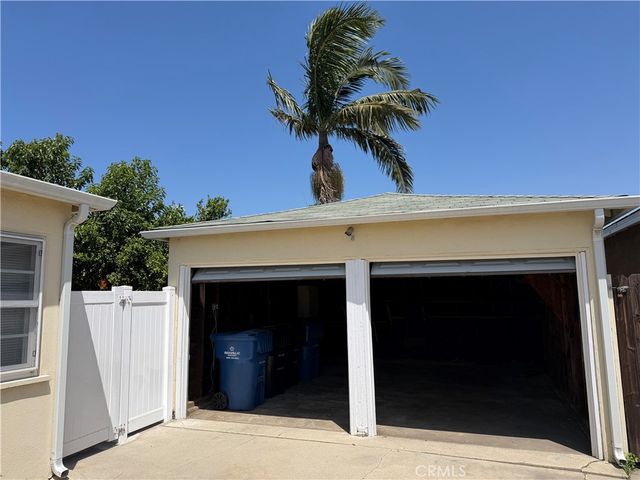 323 Elm, Inglewood, CA 90301