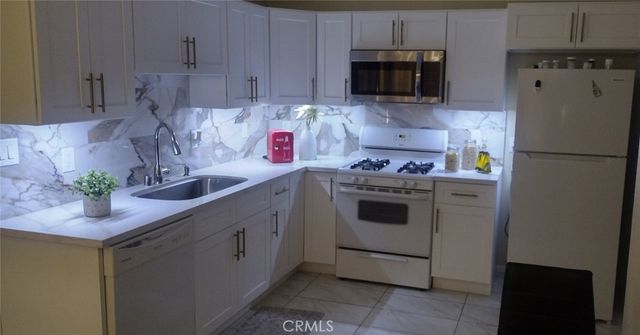 37940 42nd Street E 125, Palmdale, CA 93552
