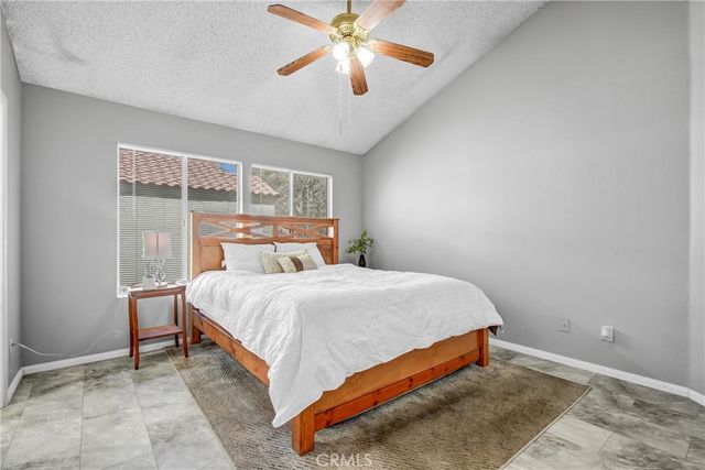 37940 42nd Street E 125, Palmdale, CA 93552