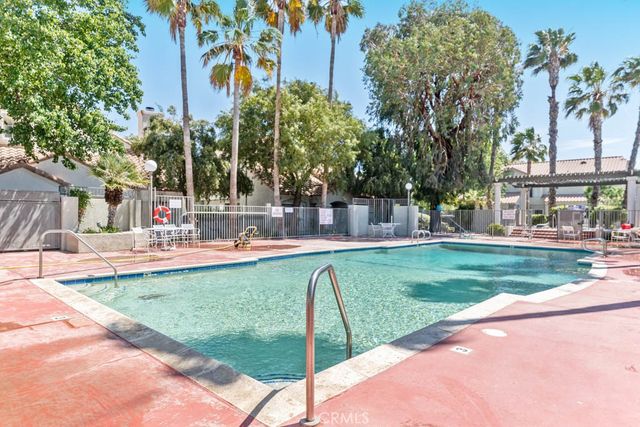37940 42nd Street E 125, Palmdale, CA 93552