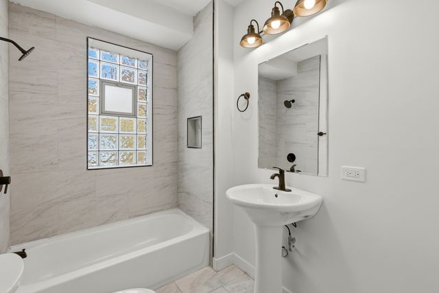 8942 S Aberdeen Street, Chicago, IL 60620