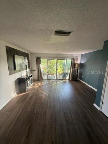 1222 VILLA LANE 136, Apopka, FL 32712