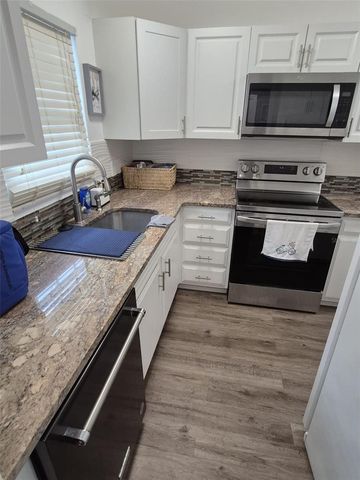 1222 VILLA LANE 136, Apopka, FL 32712