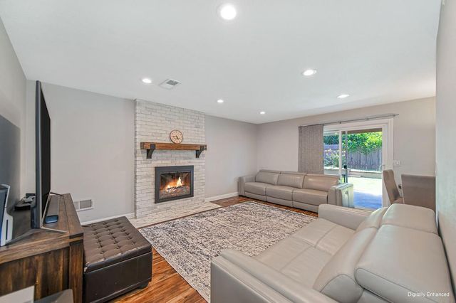 7400 Pimienta Dr, Citrus Heights, CA 95621