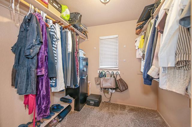 7400 Pimienta Dr, Citrus Heights, CA 95621