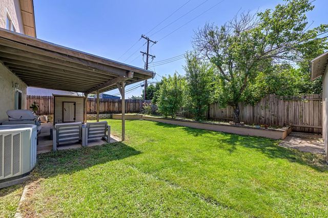 7400 Pimienta Dr, Citrus Heights, CA 95621