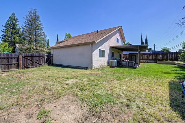 7400 Pimienta Dr, Citrus Heights, CA 95621