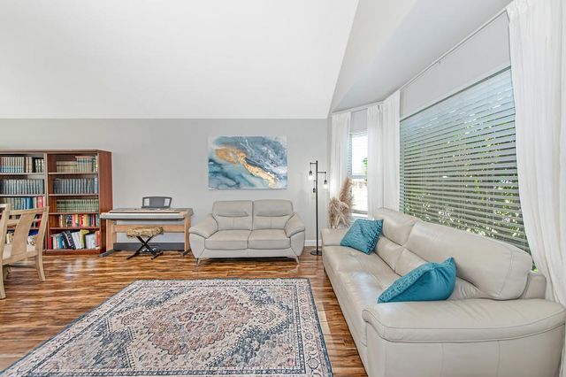 7400 Pimienta Dr, Citrus Heights, CA 95621