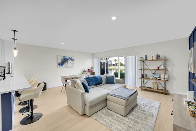 9399 Boca River Circle, Boca Raton, FL 33434