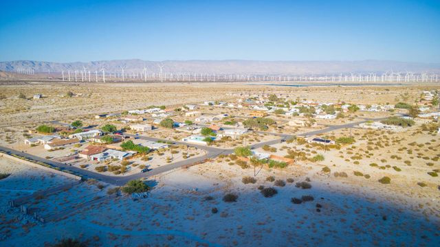 59731 Palm Oasis Avenue, Palm Springs, CA 92262