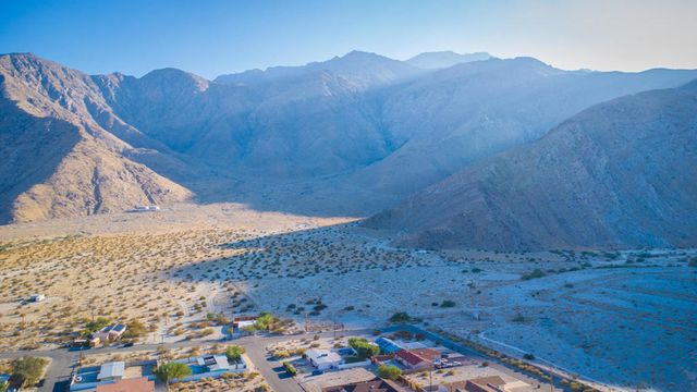 59731 Palm Oasis Avenue, Palm Springs, CA 92262