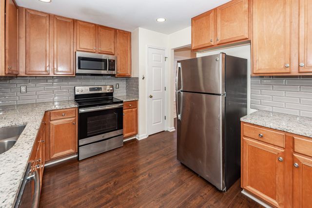 132 Thousand Oaks Circle, Goose Creek, SC 29445