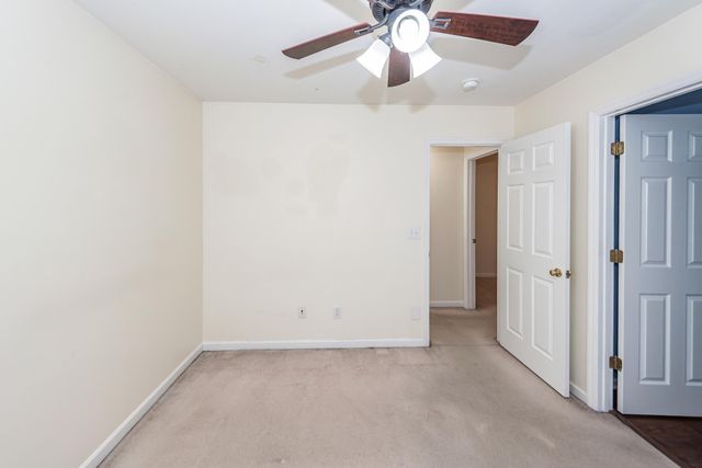 132 Thousand Oaks Circle, Goose Creek, SC 29445