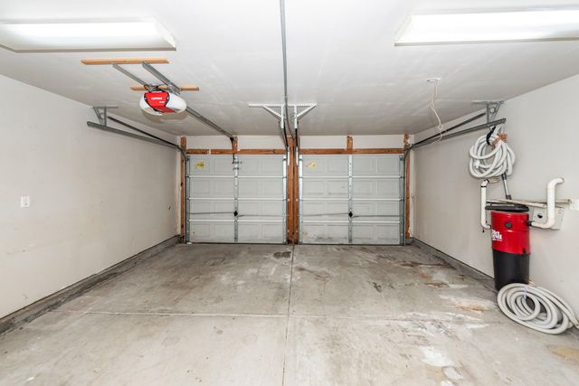 132 Thousand Oaks Circle, Goose Creek, SC 29445