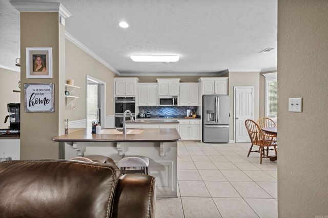 12 Cumberland Cv, Cabot, AR 72023