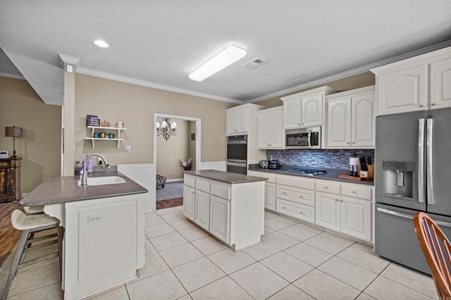 12 Cumberland Cv, Cabot, AR 72023