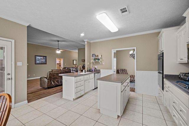 12 Cumberland Cv, Cabot, AR 72023