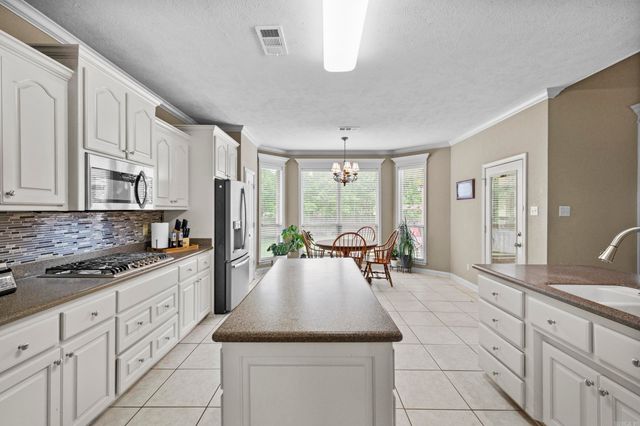 12 Cumberland Cv, Cabot, AR 72023