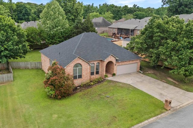12 Cumberland Cv, Cabot, AR 72023