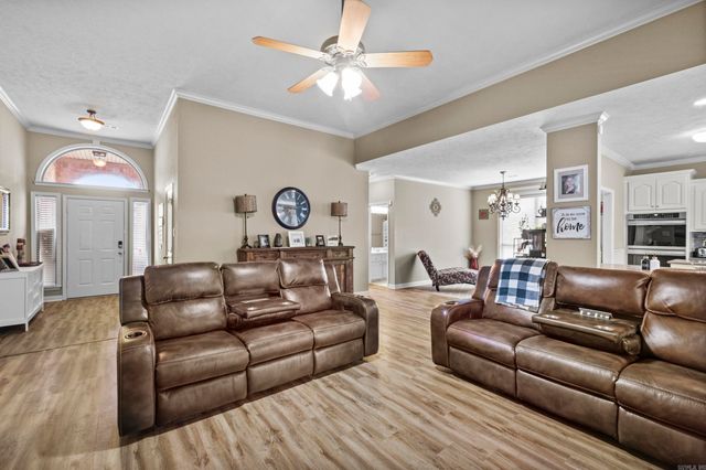 12 Cumberland Cv, Cabot, AR 72023