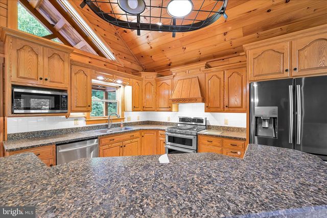 74 BROWNS CHURCH RD, Schuylkill Haven, PA 17972