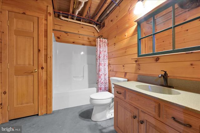 74 BROWNS CHURCH RD, Schuylkill Haven, PA 17972