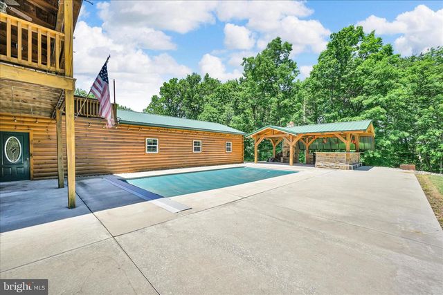 74 BROWNS CHURCH RD, Schuylkill Haven, PA 17972