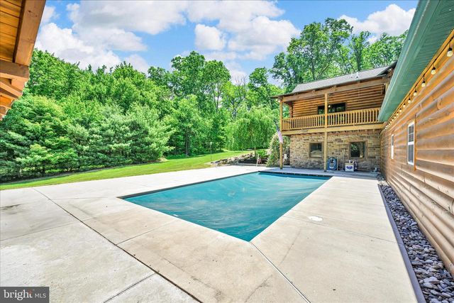 74 BROWNS CHURCH RD, Schuylkill Haven, PA 17972
