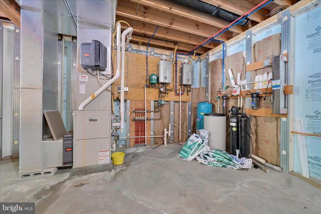 74 BROWNS CHURCH RD, Schuylkill Haven, PA 17972