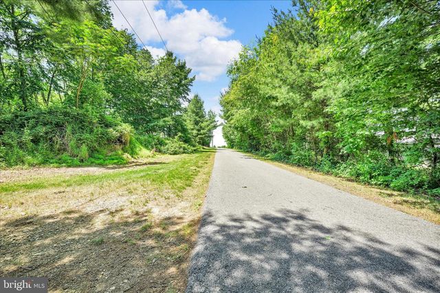74 BROWNS CHURCH RD, Schuylkill Haven, PA 17972