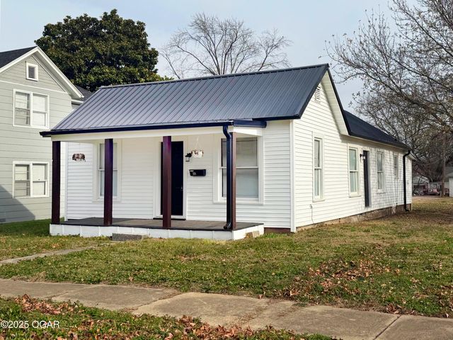 301 N Connor Avenue, Joplin, MO 64801