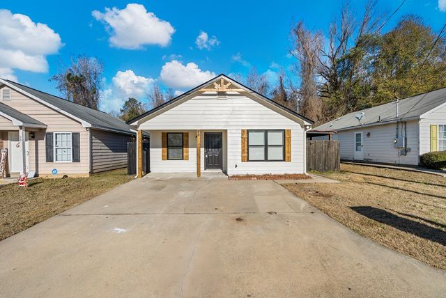 28 Ryan Loop, Phenix City, AL 36869