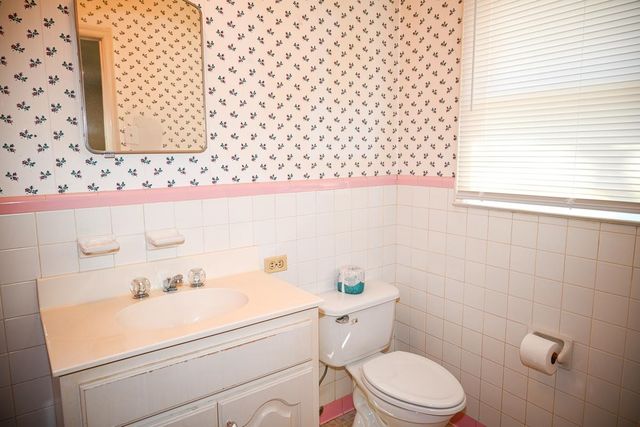 4766 CHICKASAW RD, Memphis, TN 38117