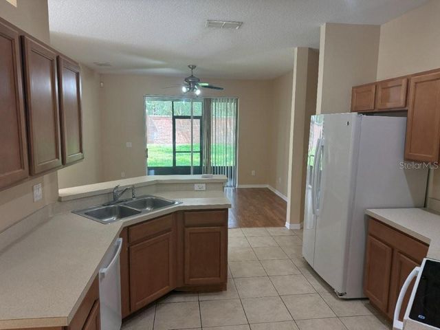 1102 MAGNOLIA BLOSSOM COURT, Apopka, FL 32712
