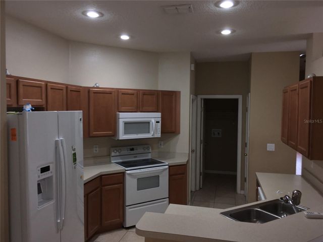 1102 MAGNOLIA BLOSSOM COURT, Apopka, FL 32712