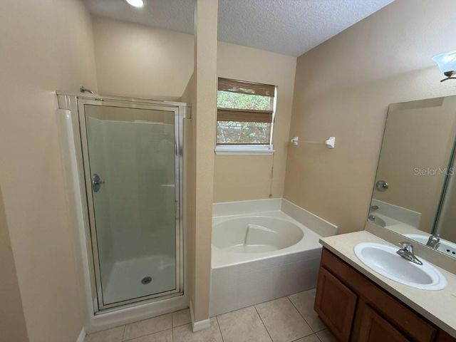 1102 MAGNOLIA BLOSSOM COURT, Apopka, FL 32712