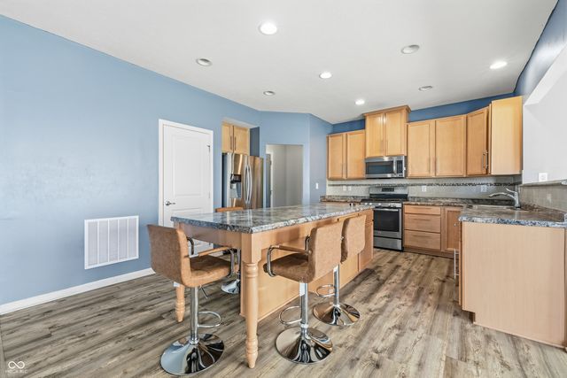 628 Reunion Lane, Greenwood, IN 46143