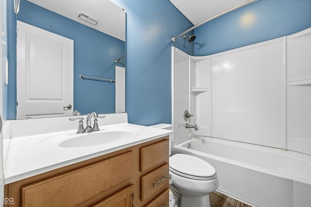 628 Reunion Lane, Greenwood, IN 46143
