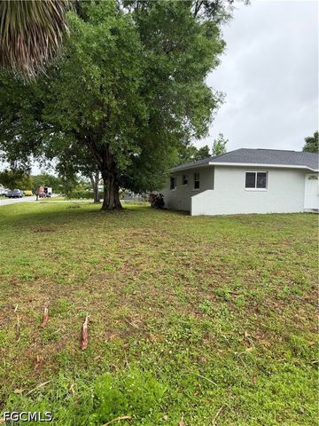 2610 West RD, Fort Myers, FL 33905
