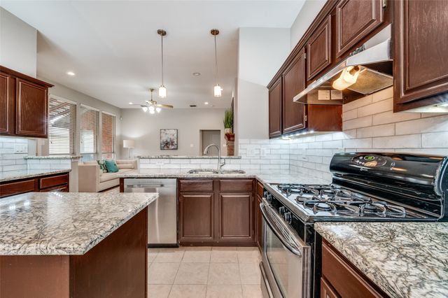 10813 Canoe Road, Frisco, TX 75035