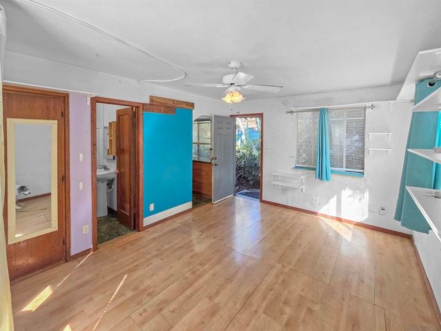 600 N Coast Hwy 101, Encinitas, CA 92024