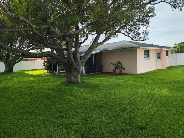 7708 ROSEWOOD DRIVE, Port Richey, FL 34668
